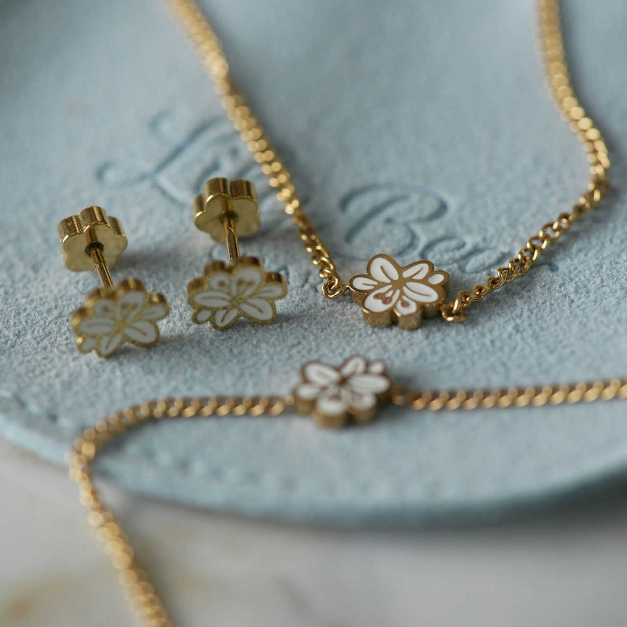 Lily-Trio-Set Lily Trio Set - Image 1